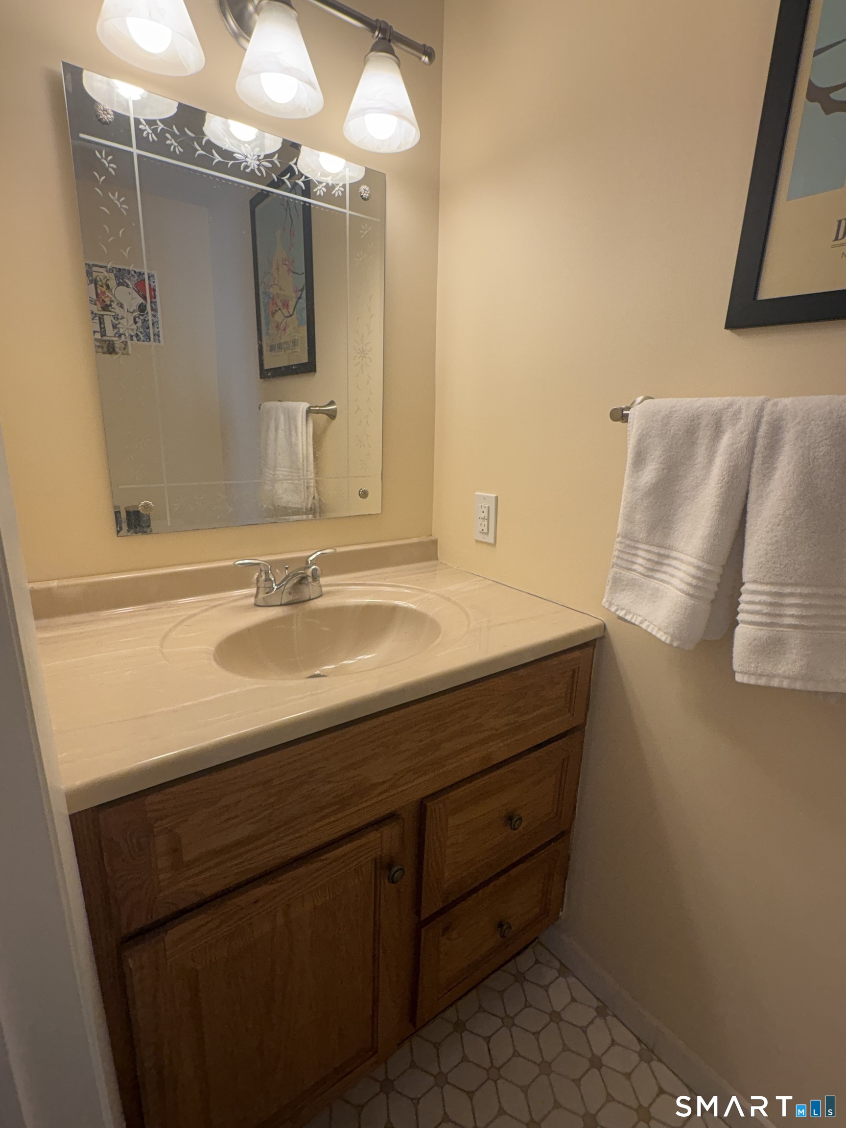 602 Longfellow Drive Branford CT 06405