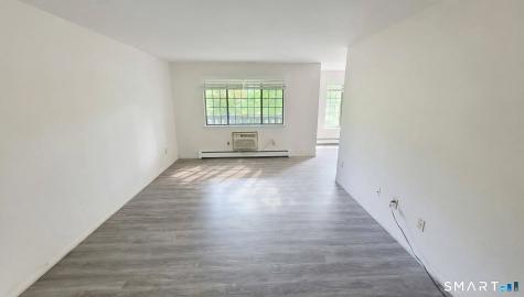 5 Essex Court Brookfield CT 06804