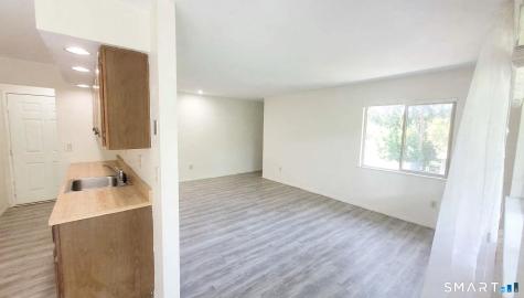5 Essex Court Brookfield CT 06804