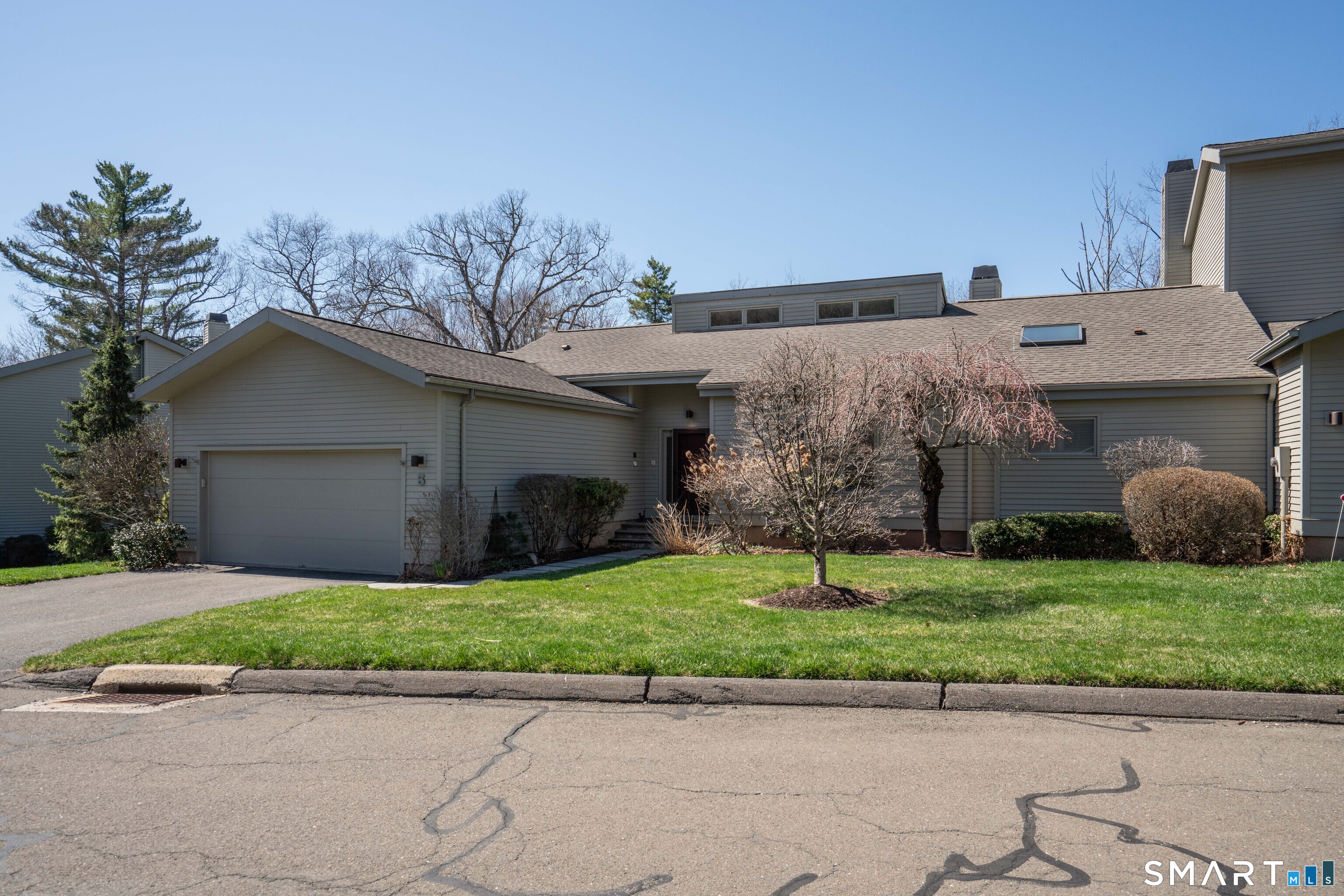 3 Shirecrest Avon CT 06001