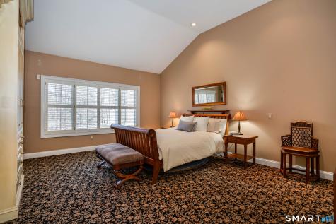 3 Shirecrest Avon CT 06001