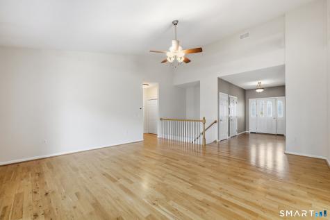 21 Merrigan Lane Windsor Locks CT 06096