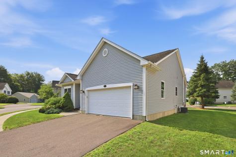 21 Merrigan Lane Windsor Locks CT 06096