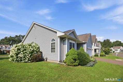 21 Merrigan Lane Windsor Locks CT 06096