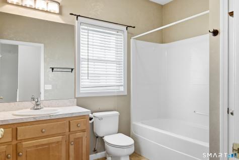 21 Merrigan Lane Windsor Locks CT 06096