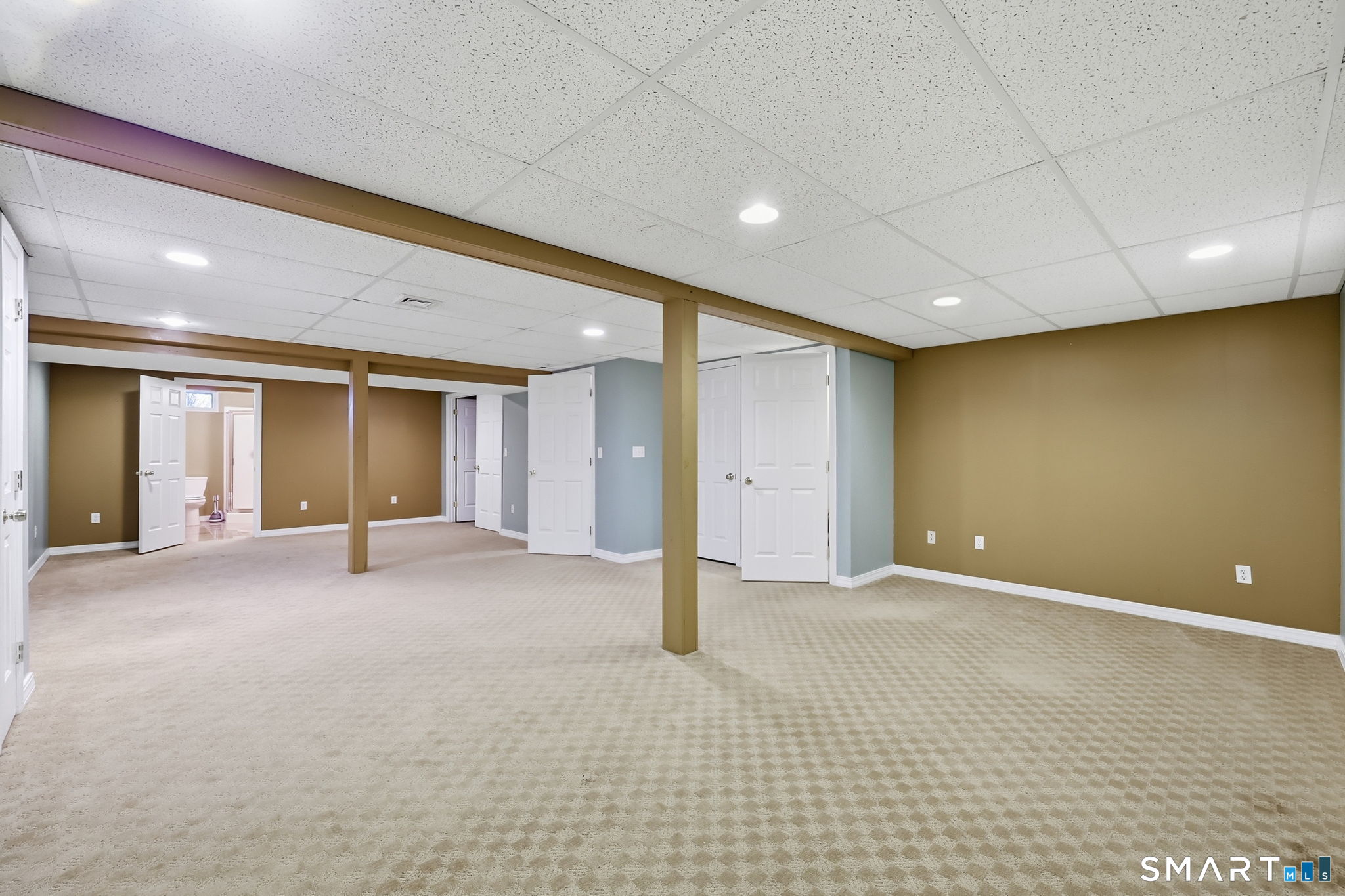 21 Merrigan Lane Windsor Locks CT 06096