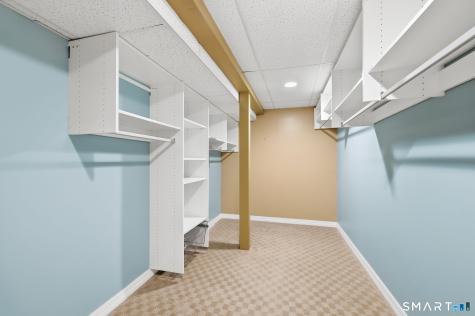 21 Merrigan Lane Windsor Locks CT 06096