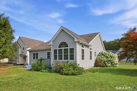 21 Merrigan Lane Windsor Locks CT 06096