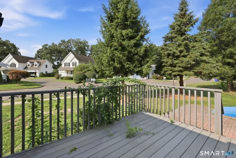 21 Merrigan Lane Windsor Locks CT 06096