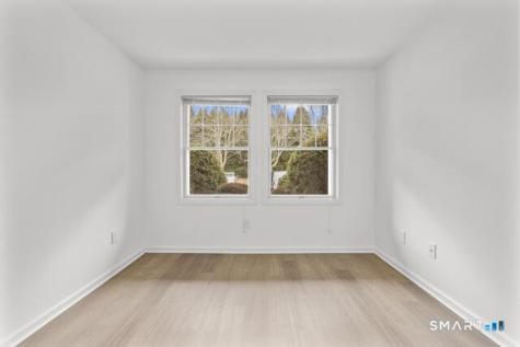 468 Main Street East Lyme CT 06357