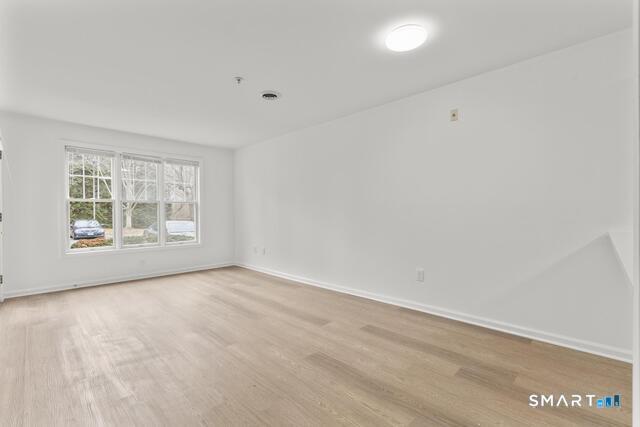 468 Main Street East Lyme CT 06357