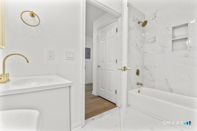 468 Main Street East Lyme CT 06357