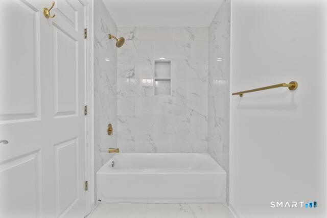 468 Main Street East Lyme CT 06357