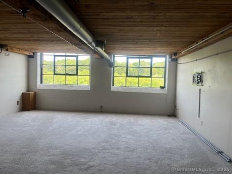 68 Thermos Avenue Norwich CT 06360