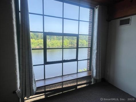 68 Thermos Avenue Norwich CT 06360