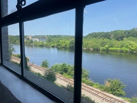 68 Thermos Avenue Norwich CT 06360