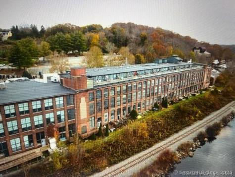 68 Thermos Avenue Norwich CT 06360