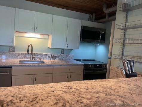 68 Thermos Avenue Norwich CT 06360