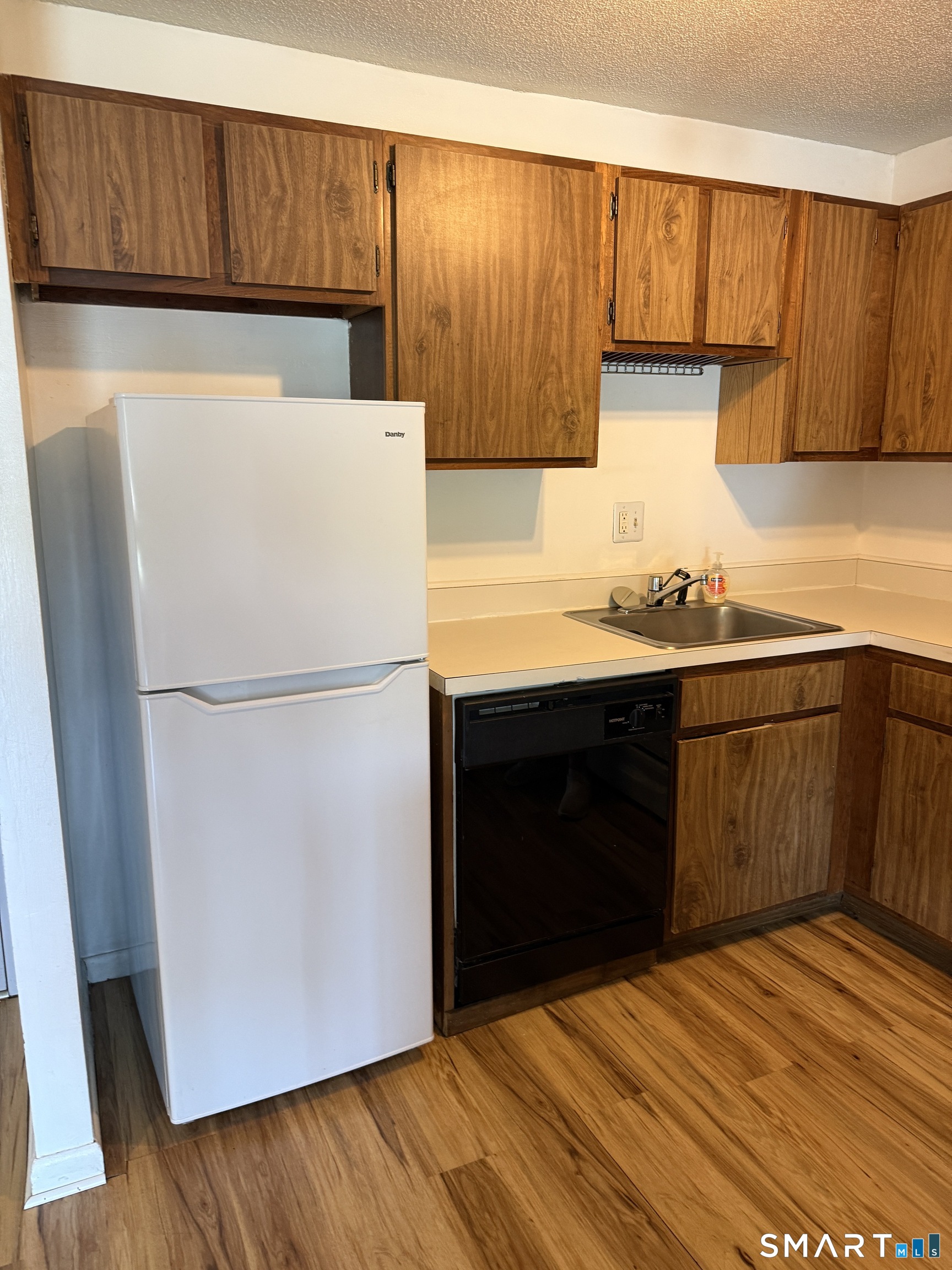 1323 Harbor View Drive Rocky Hill CT 06067