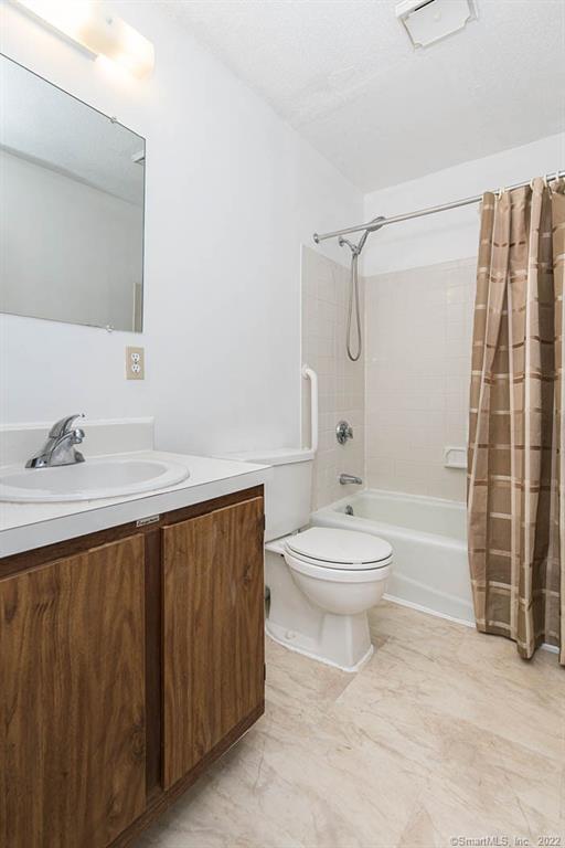 1323 Harbor View Drive Rocky Hill CT 06067