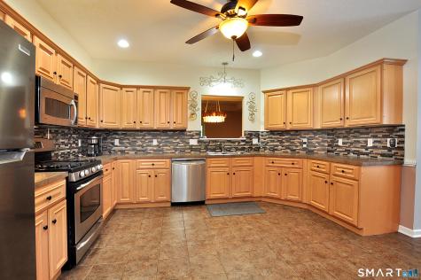 35 Todd Street Hamden CT 06518