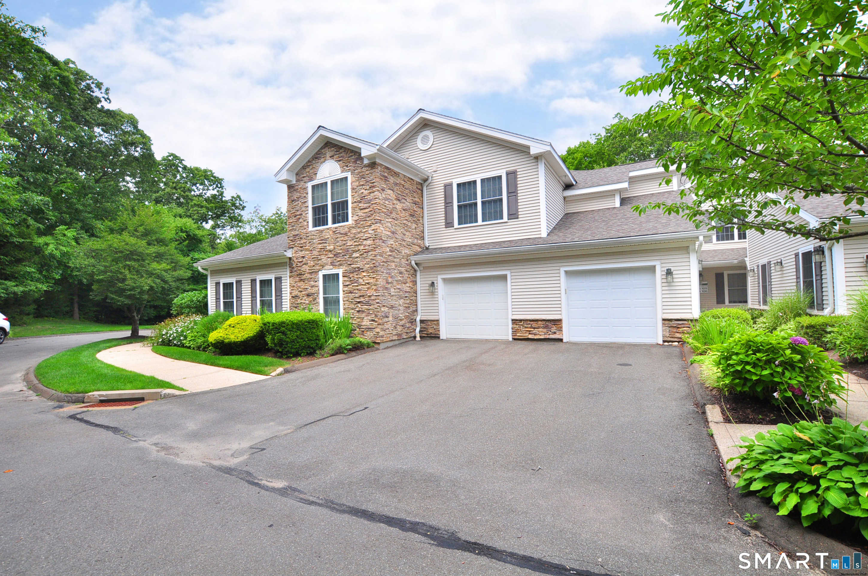 35 Todd Street Hamden CT 06518