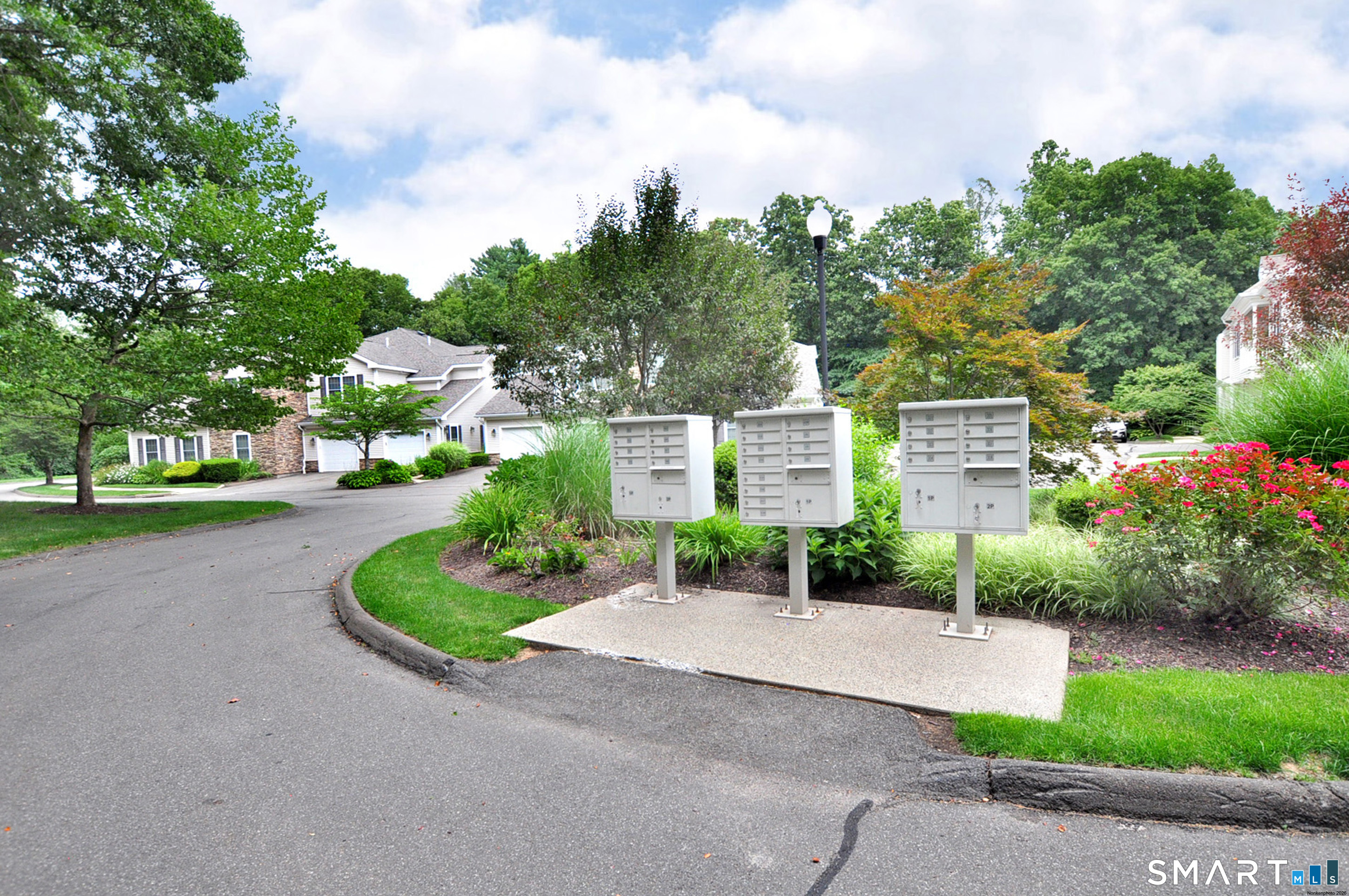 35 Todd Street Hamden CT 06518