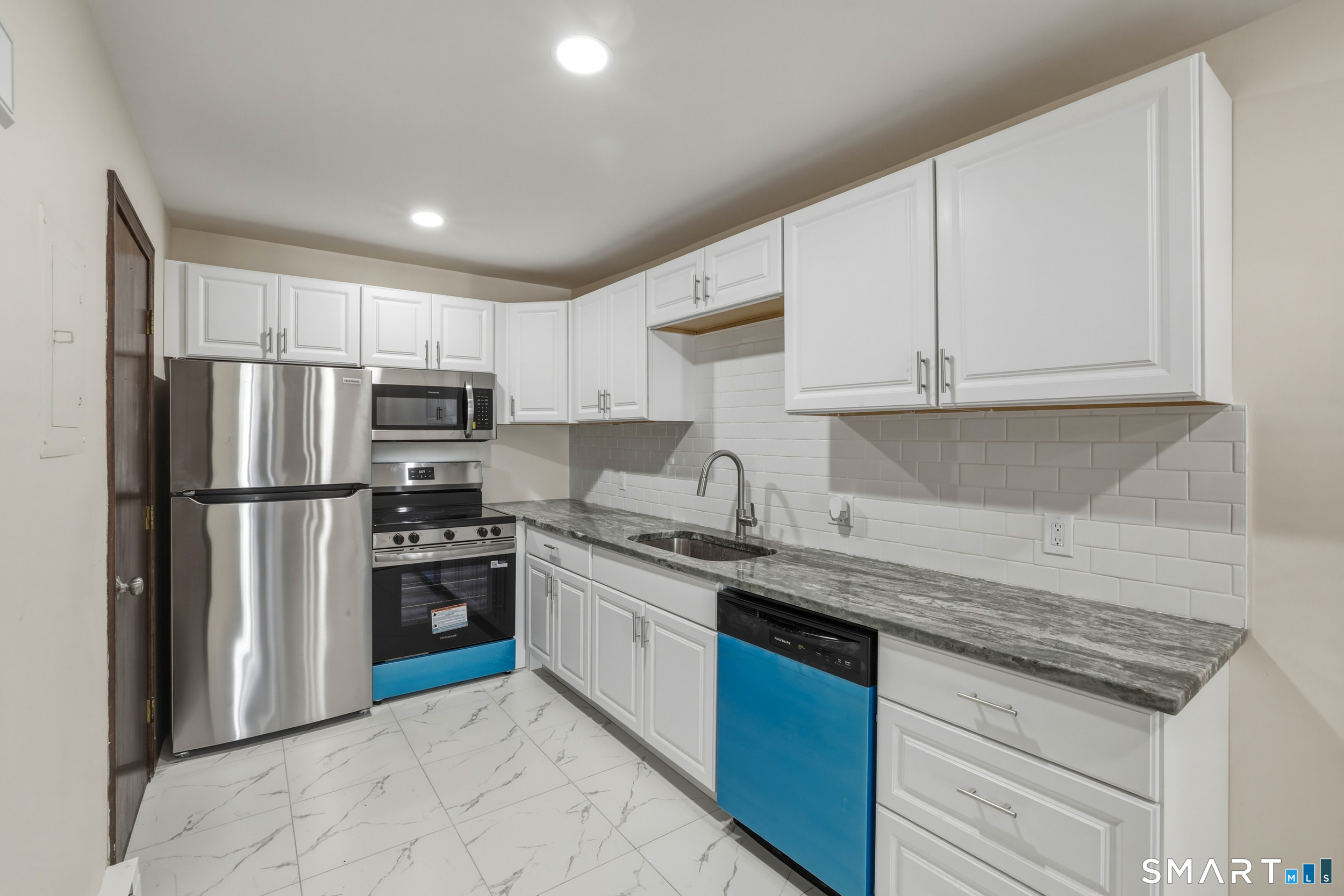 275 Broad Street Meriden CT 06450