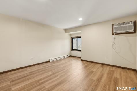 275 Broad Street Meriden CT 06450