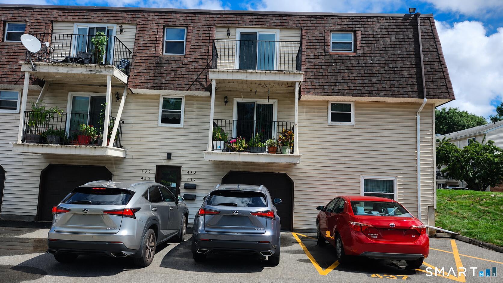 438 Blackstone Village Meriden CT 06450