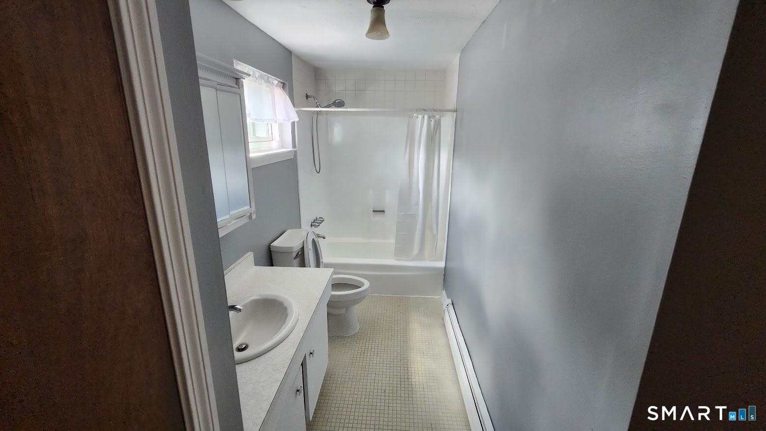 438 Blackstone Village Meriden CT 06450