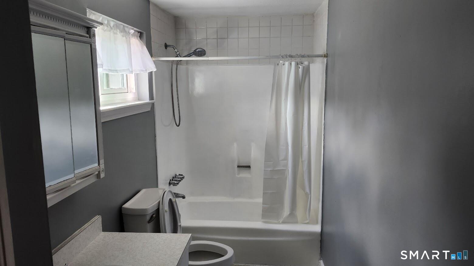 438 Blackstone Village Meriden CT 06450