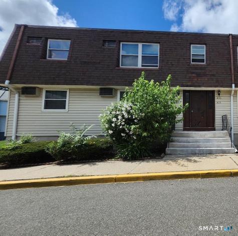 438 Blackstone Village Meriden CT 06450
