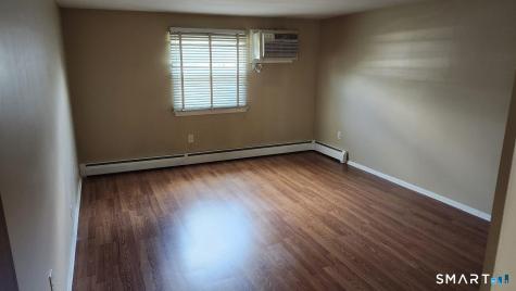 438 Blackstone Village Meriden CT 06450