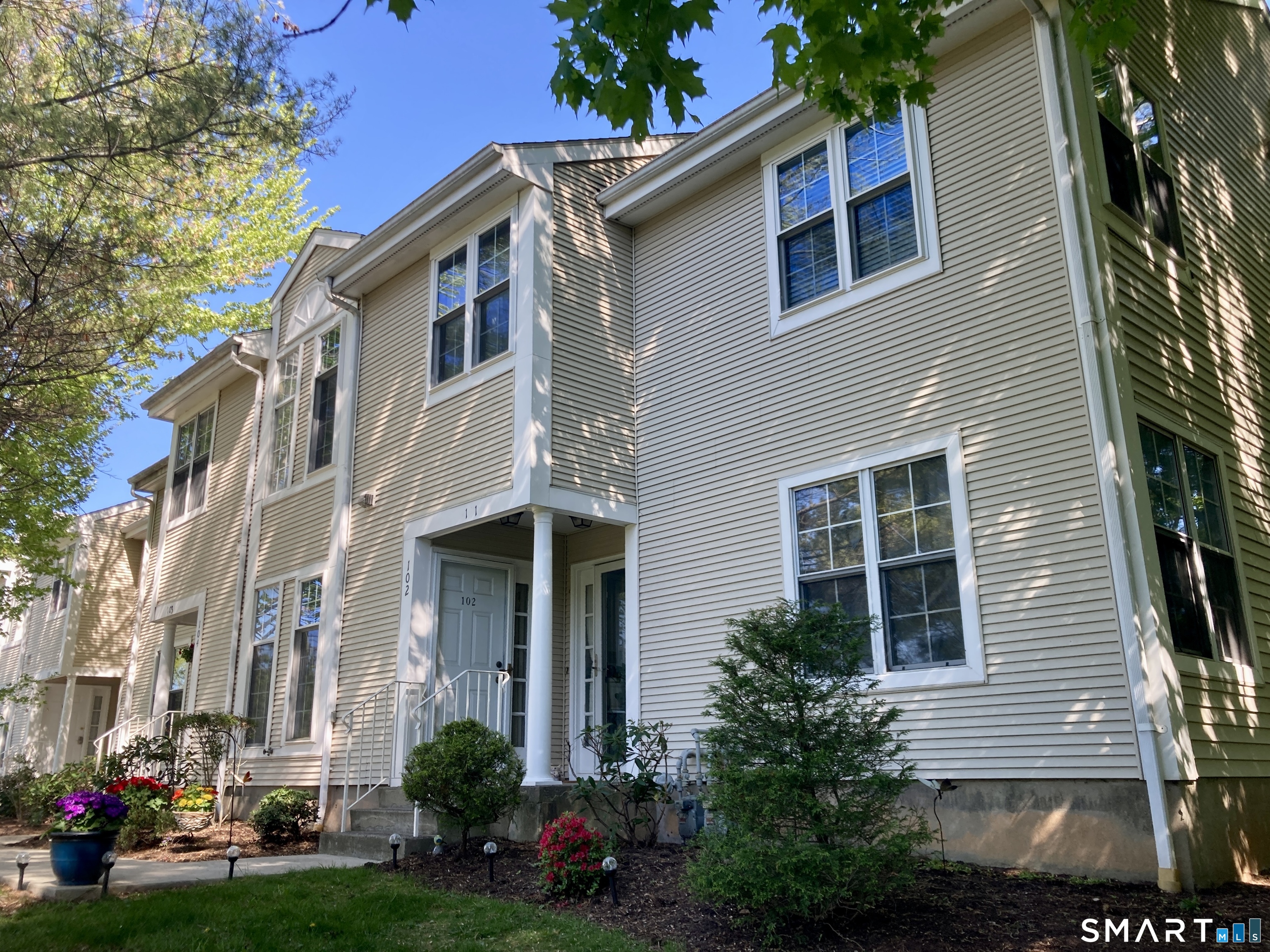102 Country Club Court Rocky Hill CT 06067