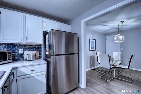 22 Dutton Place Way Glastonbury CT 06033