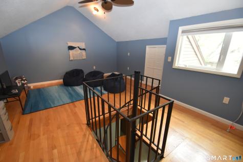 4 Wickhams Fancy Canton CT 06019