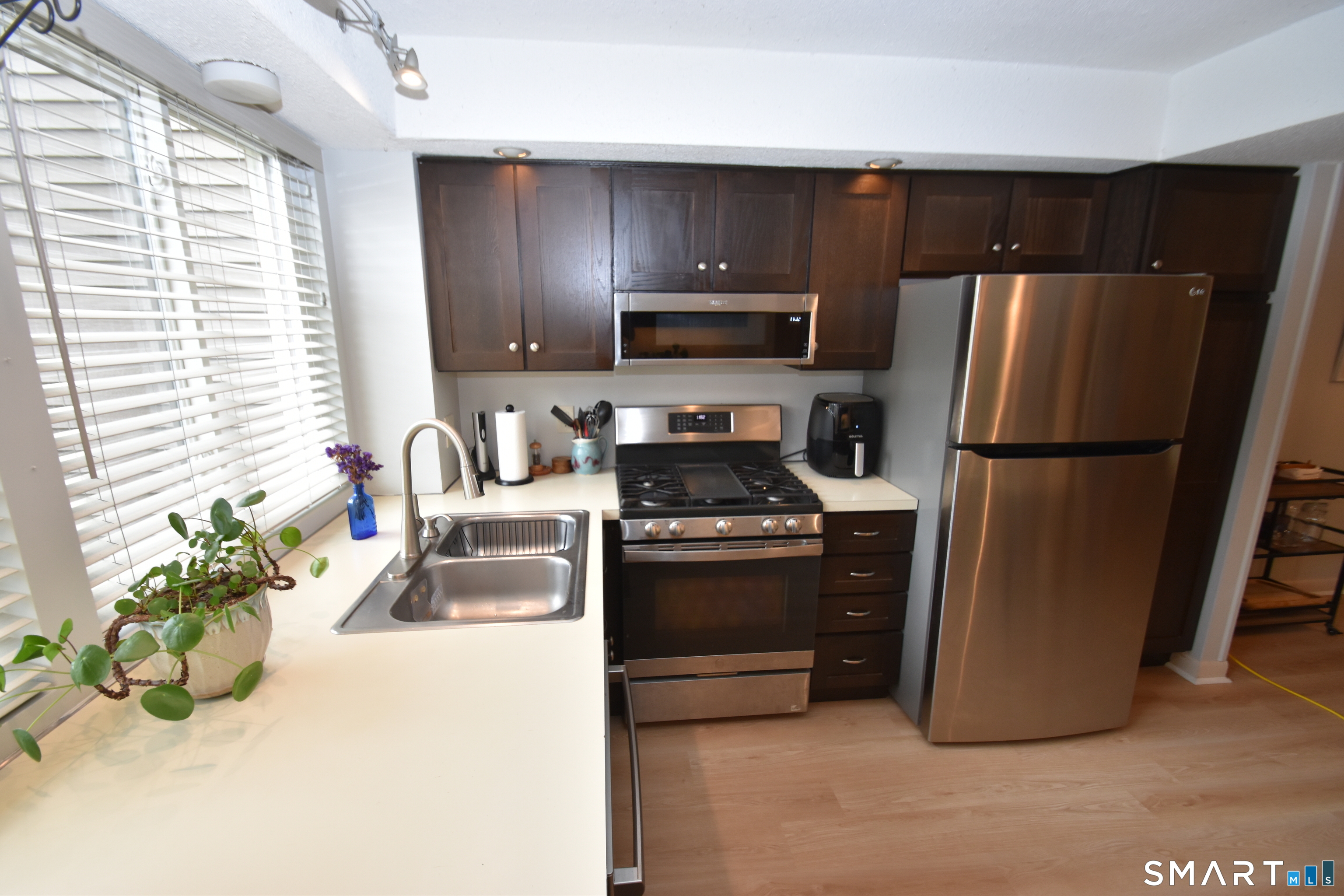 4 Wickhams Fancy Canton CT 06019