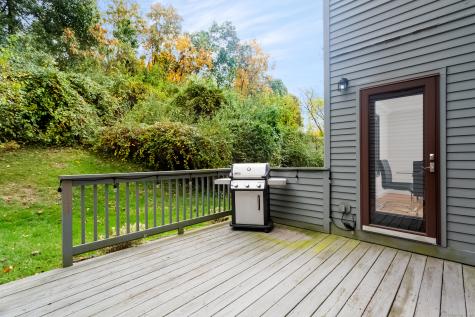 4 Pond View Drive Brookfield CT 06804