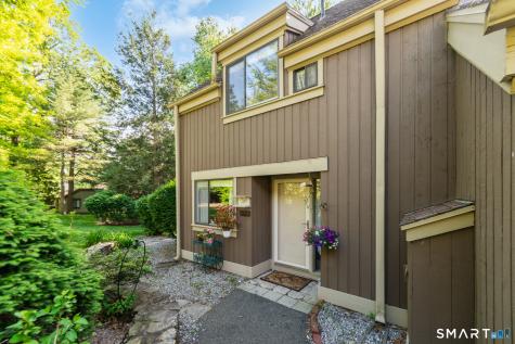 877 Heritage Village Southbury CT 06488