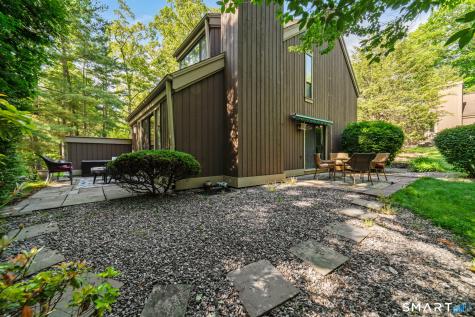 877 Heritage Village Southbury CT 06488