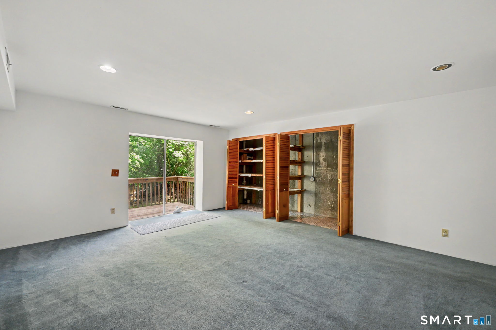 83 Columbus Place Stamford CT 06907