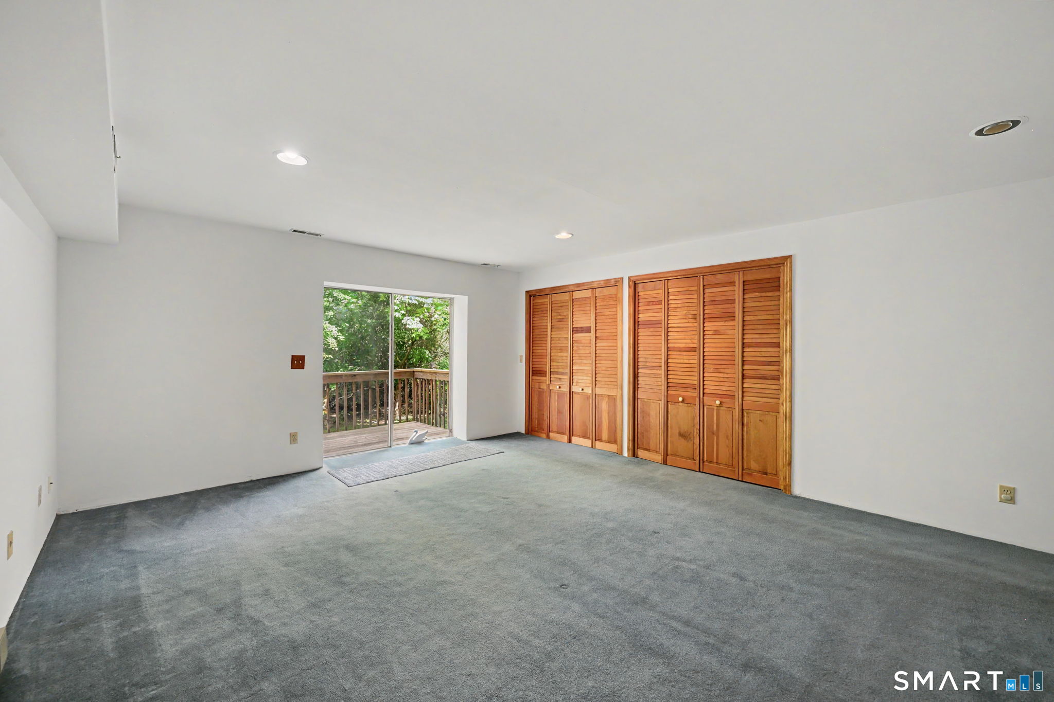 83 Columbus Place Stamford CT 06907