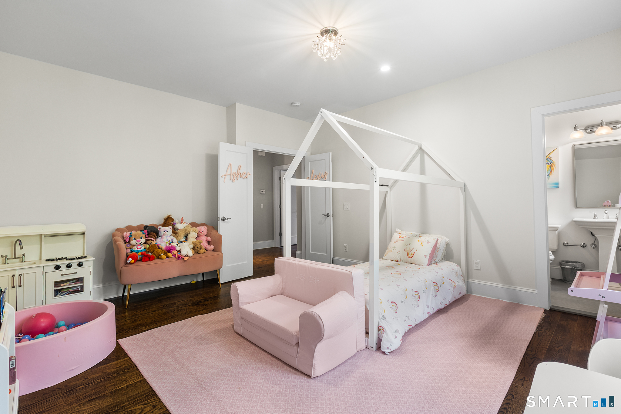 57 Kensett Lane Darien CT 06820