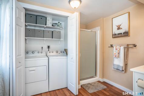 22 Old Hartford Avenue East Granby CT 06026