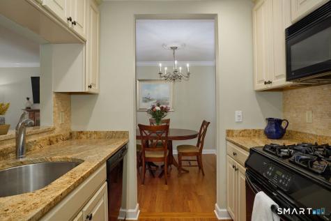 6 Hollyberry Lane Ridgefield CT 06877