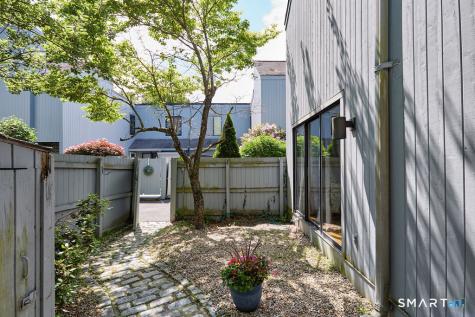 6 Hollyberry Lane Ridgefield CT 06877