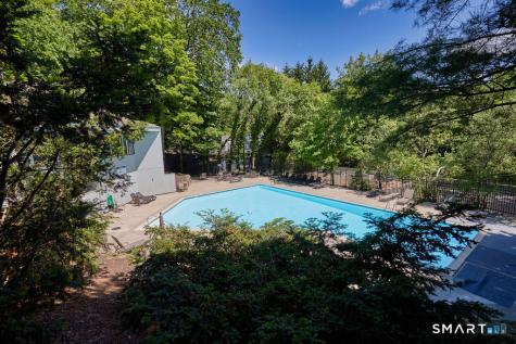 6 Hollyberry Lane Ridgefield CT 06877