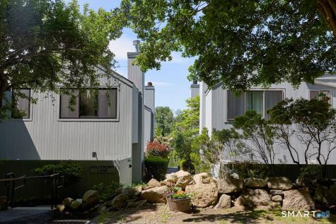 6 Hollyberry Lane Ridgefield CT 06877
