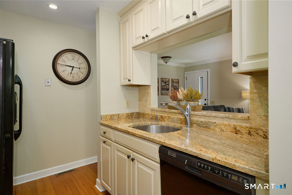6 Hollyberry Lane Ridgefield CT 06877